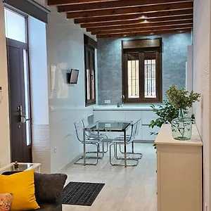 Lujoso En La Alameda Apartamento